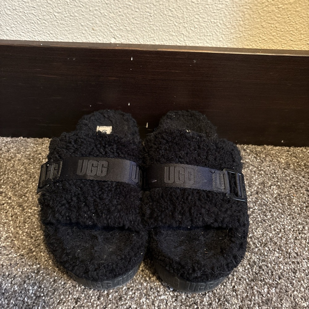 UGG Kids Black Fluffy Slippers